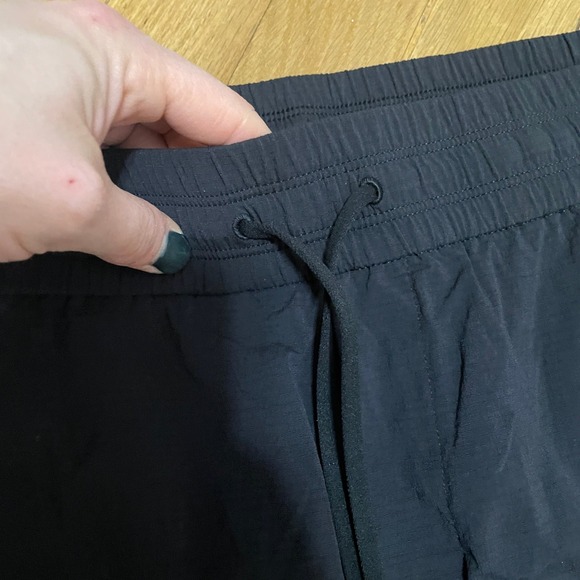 Athleta Black Trekkie Joggers Women's XL Tall Zipped Pockets Drawstring Waist - Picture 3 of 7